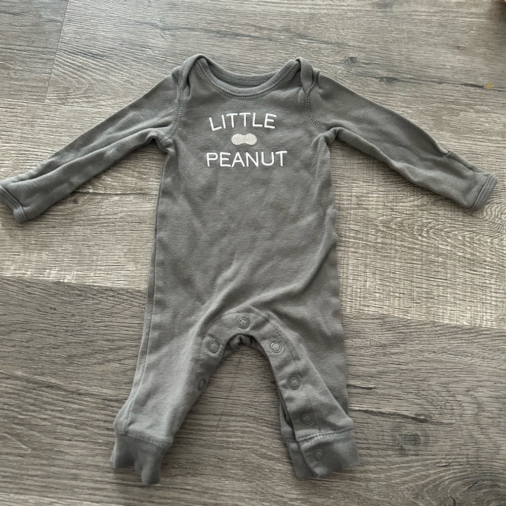 Long sleeve coverall newborn